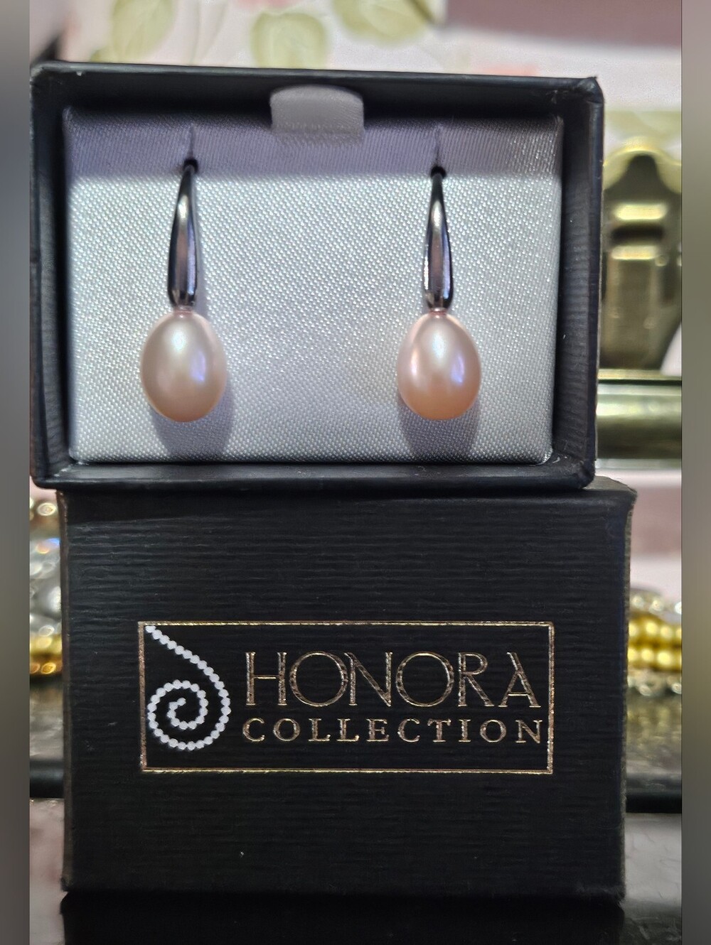 Beautiful Honora Collection Sterling Silver Pearl Drop Blush Earrings